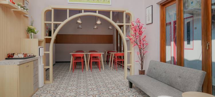 Livy House by Yurooms.id图片