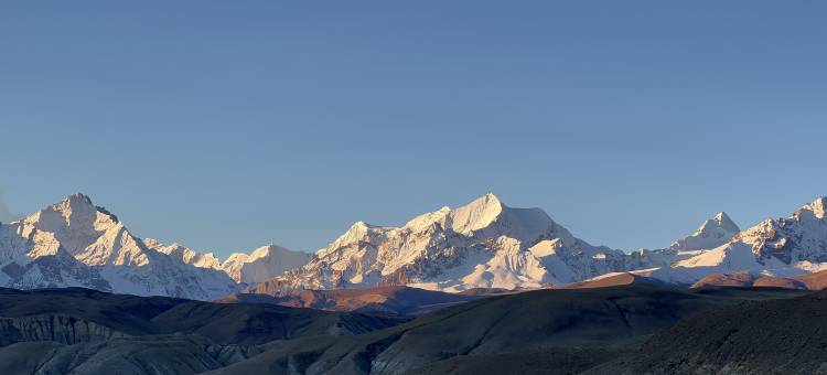普兰平措康桑富氧酒店图片