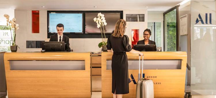 巴黎中心埃菲尔铁塔美居酒店(5分钟可达埃菲尔铁塔和塞纳河畔)(Mercure Paris Centre Tour Eiffel)图片