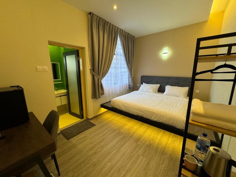 Robin HotelHotel Overview