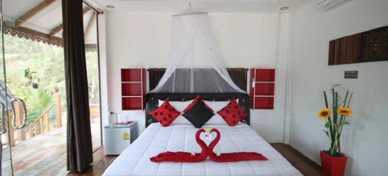 帕岸岛湾海滩假日公园(Phangan Cove Beach Resort)图片