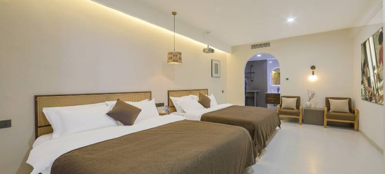 莱客 · 智能轻奢影院民宿(延吉延边大学网红墙水上市场店)图片