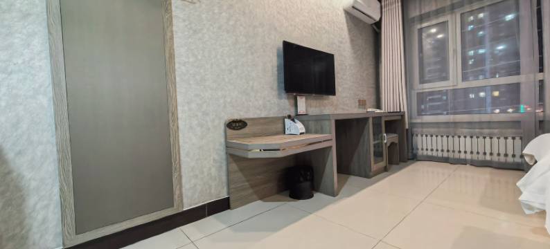 蓝山宾馆(赤峰高铁站店)图片