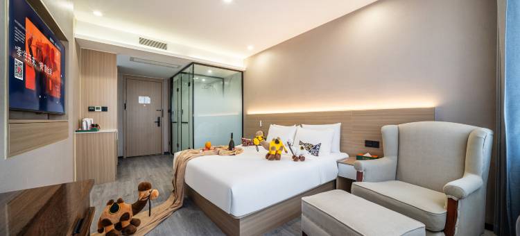 季峰国际酒店(喀什古城民族特色美食街国际会展中心店)图片