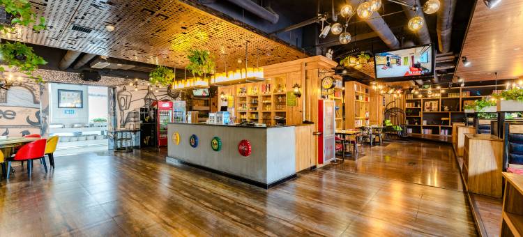 蓝鹊君程连锁酒店(安阳市人民大道火车站店)图片