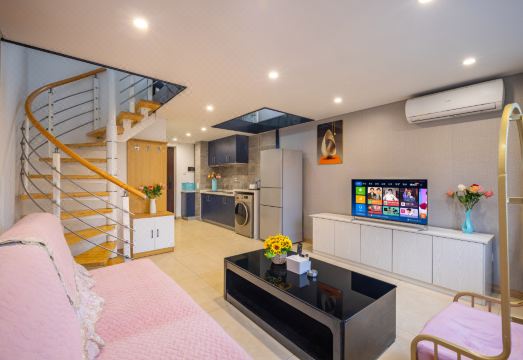 Muen LOFT Light Luxury Apartment (Qingdao North Railway Station Yongnian Road Subway Station) Over view