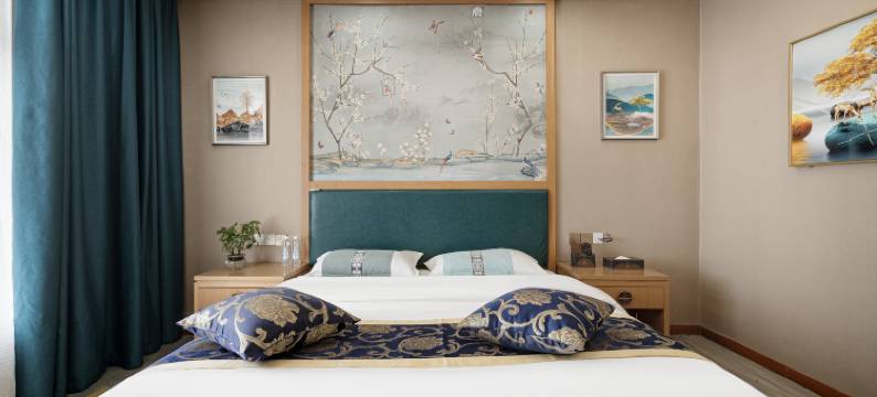 绿野假日酒店(兰磨线若尔盖西部牧场店)图片