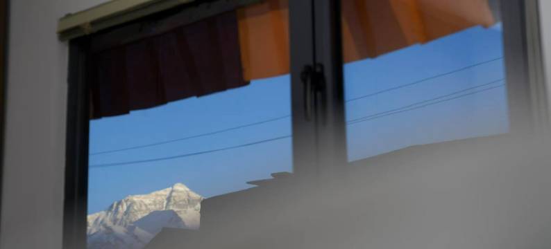 珠峰大本营帐篷营地图片