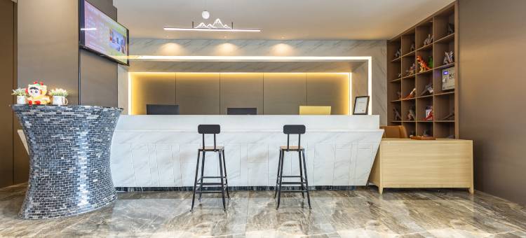 柏曼酒店(自贡富顺沿滩高铁站店)图片