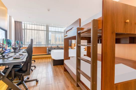 摩戏电竞酒店(广州市桥地铁站钻汇广场店)