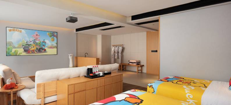 张家界芊山月度假酒店(国家森林公园武陵源标志门店)图片