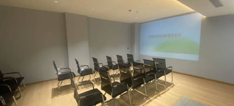 欧曼顿智能电影酒店(广州鹤洞地铁站店)图片