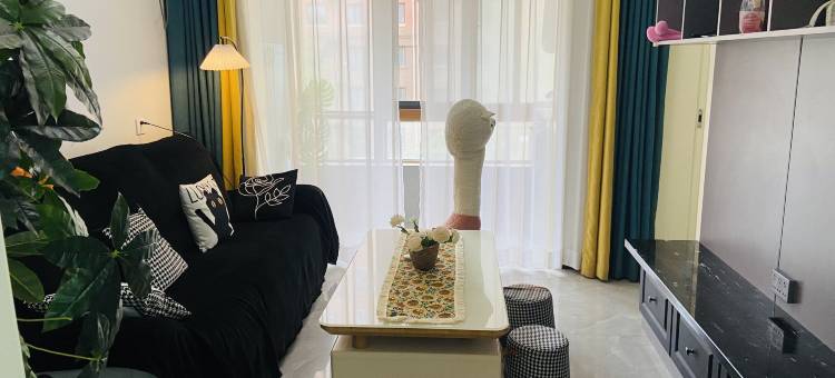 初雨民宿(方特欢乐世界店)图片