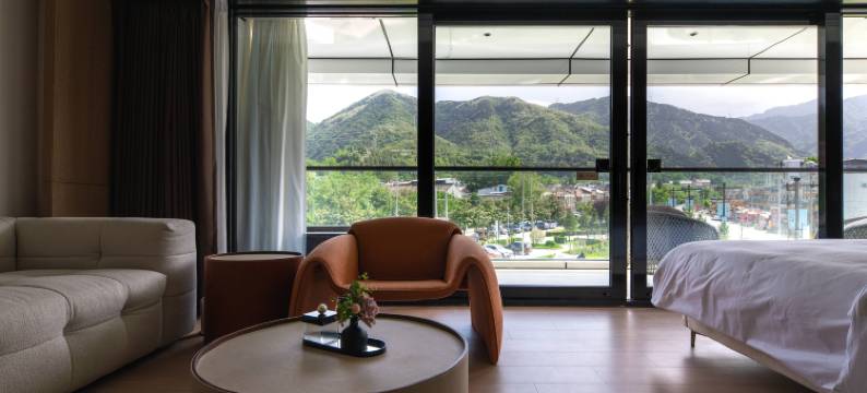 御鉴太白·汤泉酒店图片