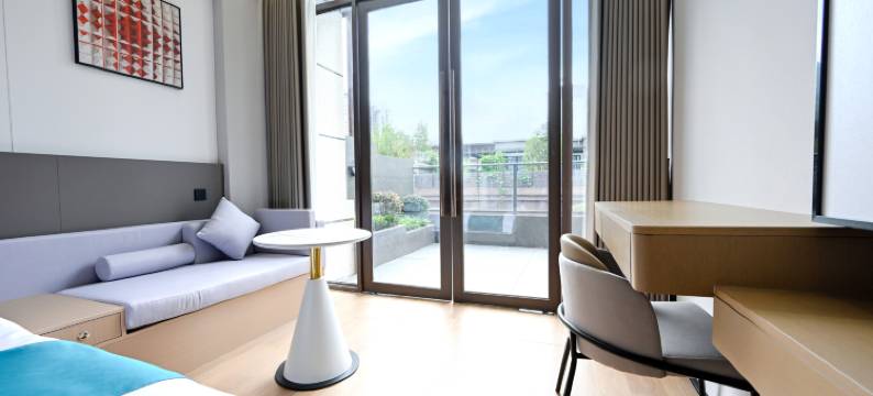 威远翰林楠方大酒店(万达广场店)图片