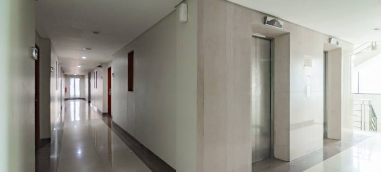 红门优选牛顿里奥万隆酒店-由红门酒店管理(Urbanview Hotel Newton Riau Bandung by RedDoorz)图片