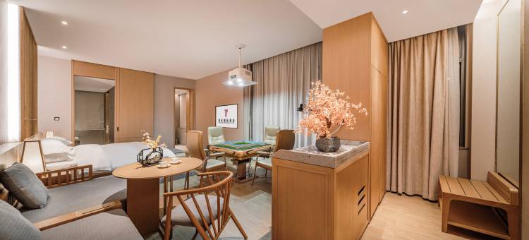 悦享国际酒店(总部基地地铁站店)图片