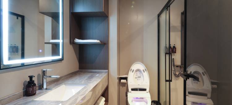 临海天上人间酒店(杜桥宝龙广场店)图片