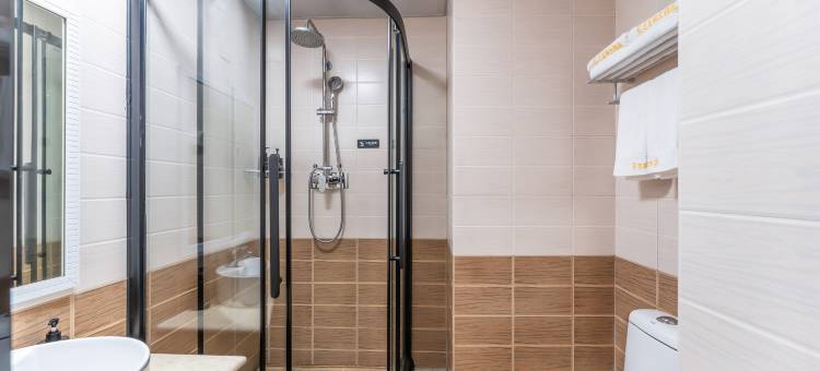 艺龙瑞云酒店(菏泽市立医院店)图片