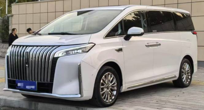 宿说·泳池HolidayVilla·轻奢度假美宿(观音法界店)图片