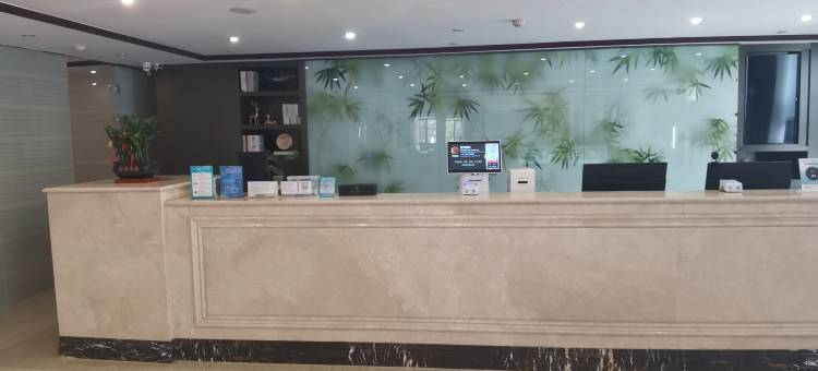 亚曼轻奢酒店(木雕城五马塘夜市店)图片