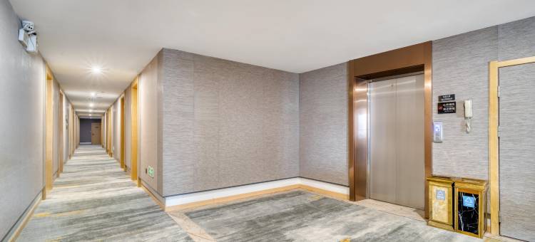 云上四季酒店(天台新城广场店)图片