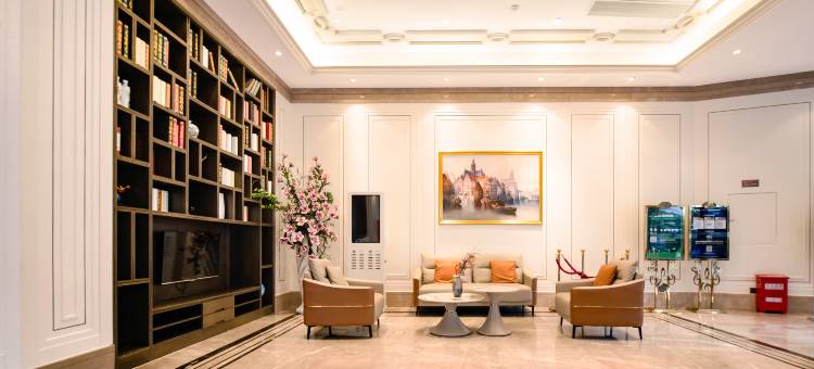 维也纳酒店(柳州高铁站谷埠街店)图片