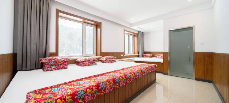 雪禾浪漫酒店(二浪河景区店)图片