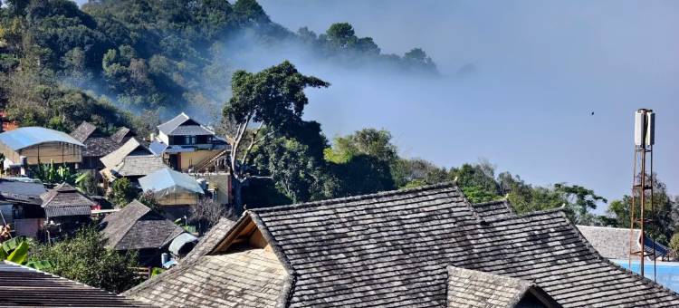 澜沧华庭大酒店(拉祜广场民族街店)图片