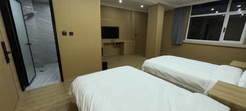 平川鑫鸿智慧宾馆图片