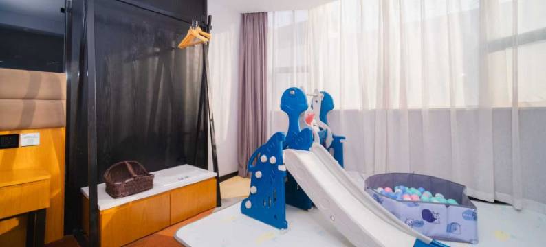 秋果酒店X(荆州古城高铁站店)图片