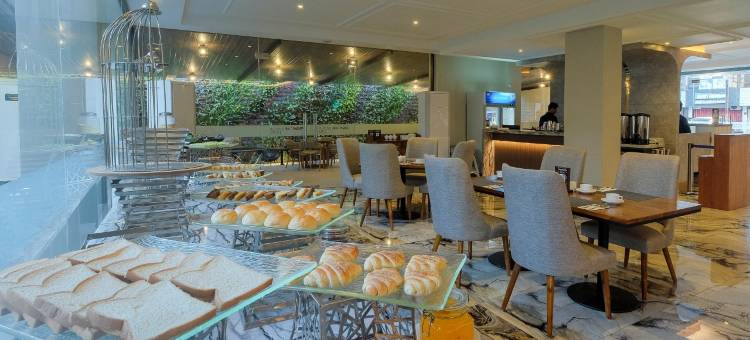 戈西恩阿扎纳萨拉蒂加酒店(Gosyen Azana Hotel Salatiga)图片