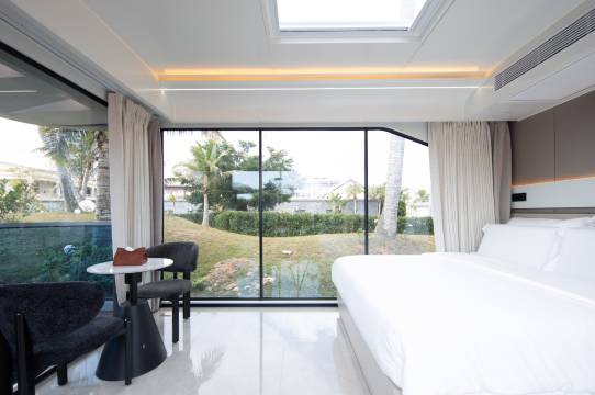 文昌龙楼太空舱俱乐部图片