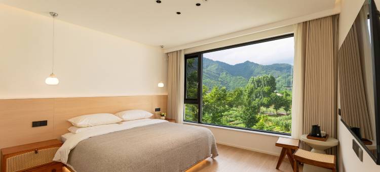 桐庐椿寻民宿(雅鲁山湾湾漂流店)图片