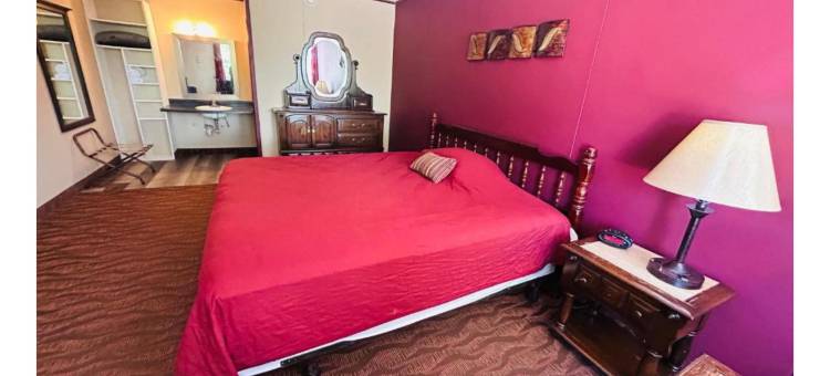 Colonial Mountain Inn Branson MO图片
