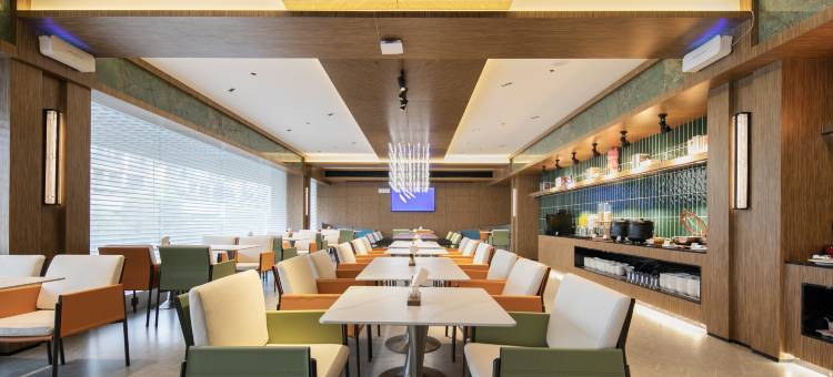 安庆汇峰吾悦广场美仑酒店图片