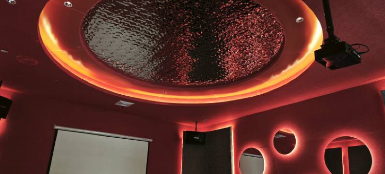 井陉右见果然民宿图片