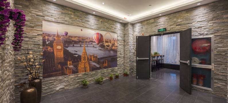 至兰居酒店(宁波南部商务区环球乐园店)图片