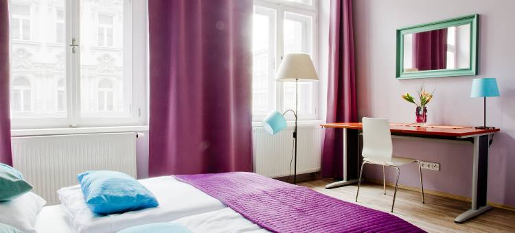 御庭公寓(Royal Court Apartments)图片