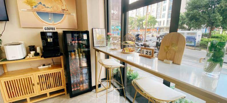 粤美国际公寓(宝能演艺中心香雪地铁站店)图片