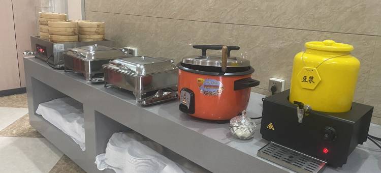 华欣云漫酒店(金华金东区曹宅镇店)图片