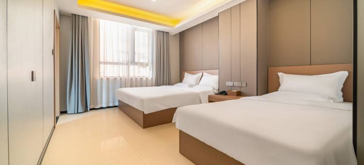 瑞源酒店(西亚和美信阳火车站店)图片