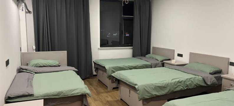 淖毛湖莱客安酒店图片