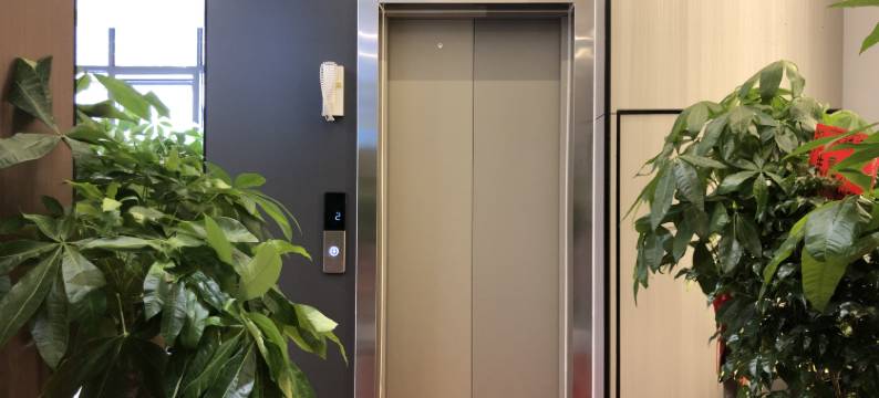 营山珈琪酒店(营山站白塔公园店)图片