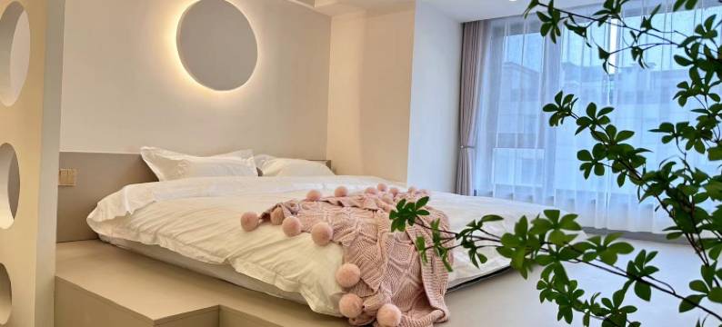 爱屋·观影网红民宿(延吉延边大学西市场店)图片