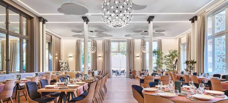 埃沃莱班原生驿站酒店(Le Grand Hotel, the Originals Relais)图片