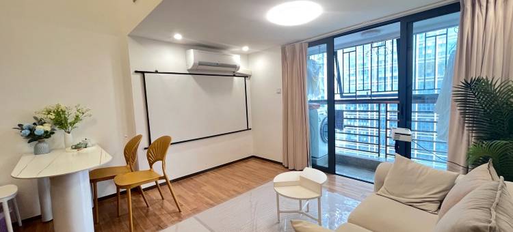 白月光LOFT影院公寓(南昌西站店)图片