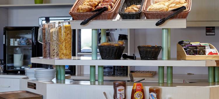 萨克莱住宿加早餐酒店(B&B Hôtel Saclay)图片