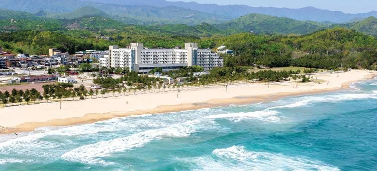 海洋之滨雪岳山海滩度假公寓式酒店(Ocean 2 You Resort Seorak Beach Hotel & Condo)图片