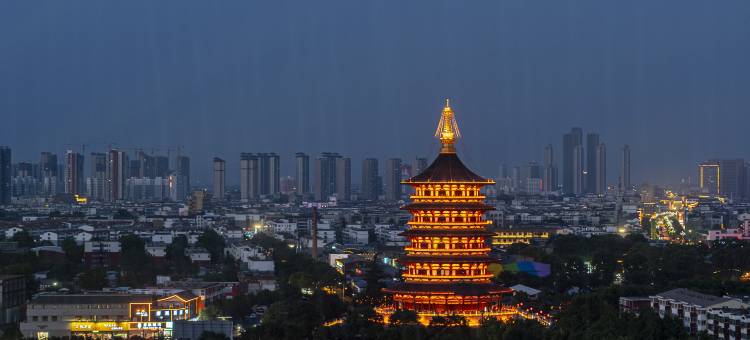 九洲里观影酒店(洛阳应天门景区店)图片